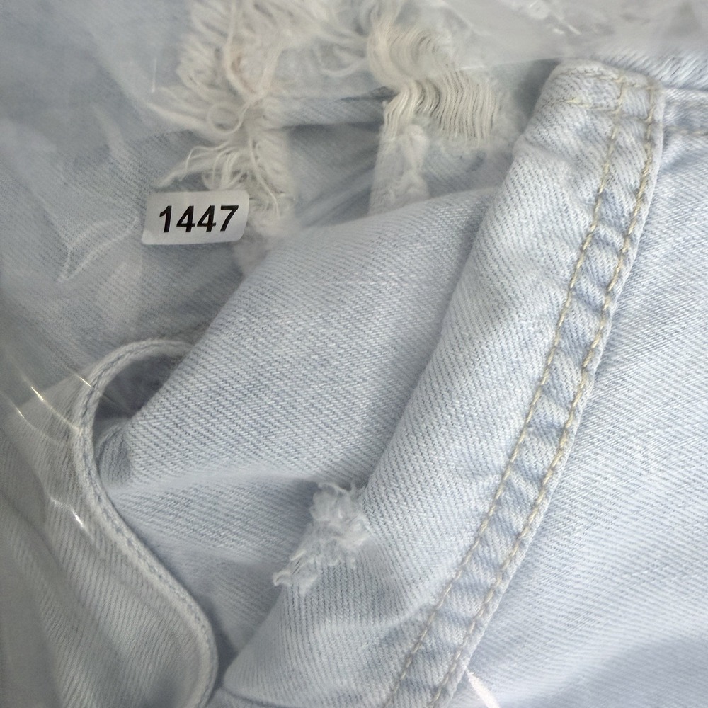 Thread & Supply Women Distressed Denim Shacket Raw Hem Cotton M Chore Western - Picture 7 of 7